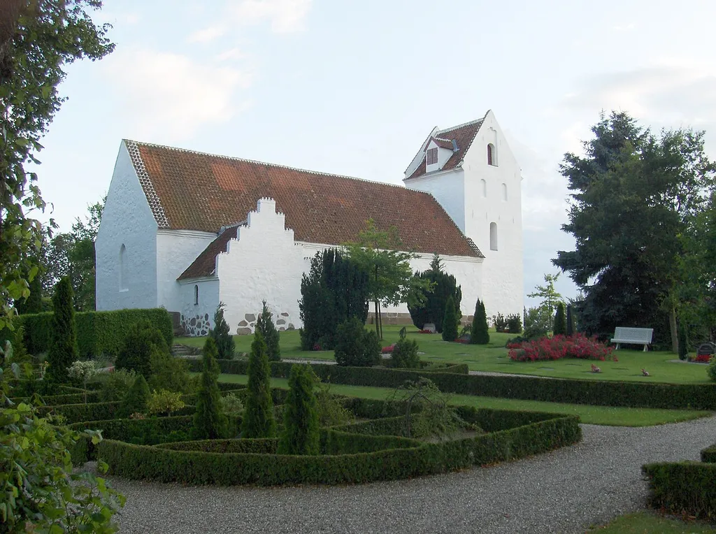 Longelse Church, view from north-east.