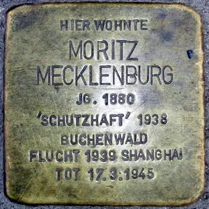 Stolperstein dedicated to Moritz Mecklenburg