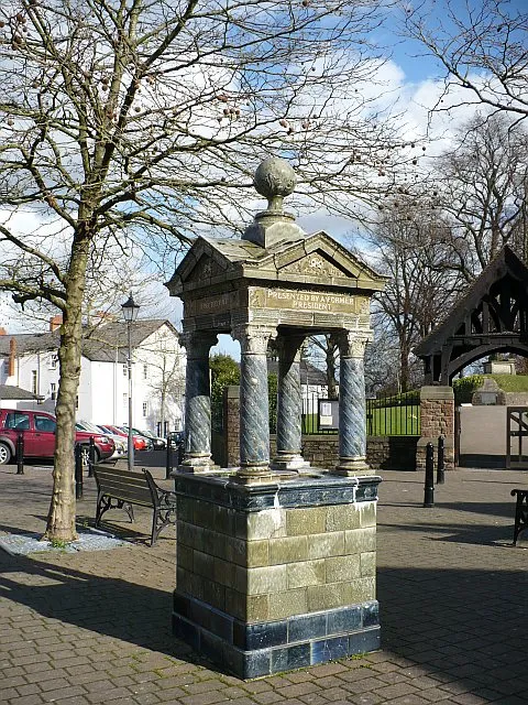 Drinking fountain by St Woolos Cathedral The wording on the fountain reads "PRESENTED TO THE TOWN OF NEWPORT IN THE NAME OF THE BRITISH WOMEN'S TEMPERANCE ASSOCIATION. ERECTED 1913"