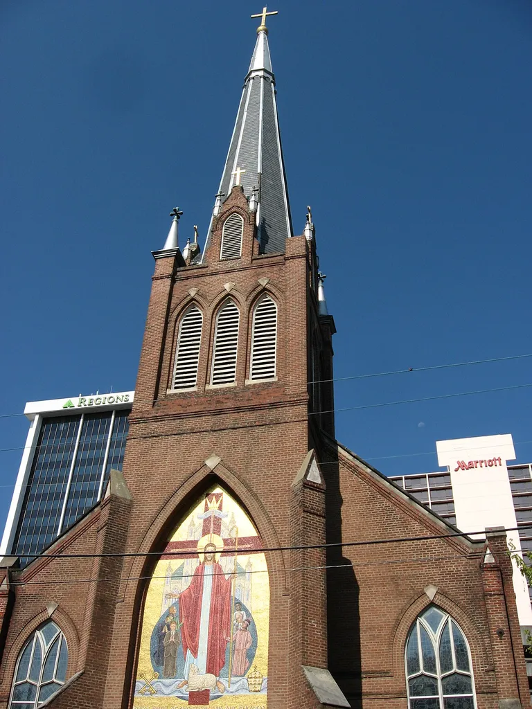 Catholic cathedral of St. Peter the Apostle (Jackson, Mississippi), seat of the Bishop of the Roman Catholic Diocese of Jackson, Mississippi. Source: [1]