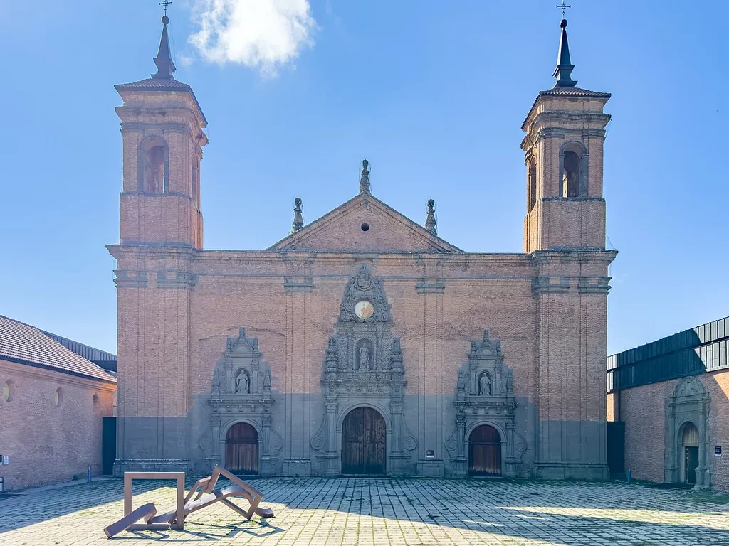 Fachada principal (Monasterio nuevo de San Juan de la Peña)