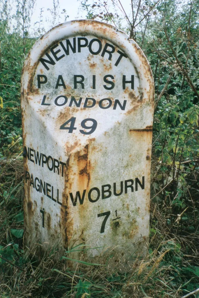 Old Milepost by the A509, south of Newport Pagnell