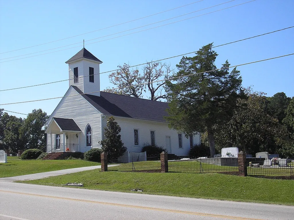 Lincolnton Presbyterian Church and Cemetery. As of 2023, occupied by Blessed Hope Bible Church.