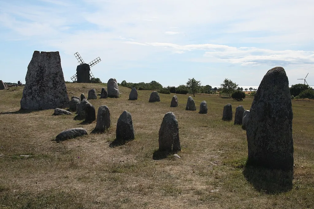 Gettlinge burial ground, remains of a grave shaped like a longboat