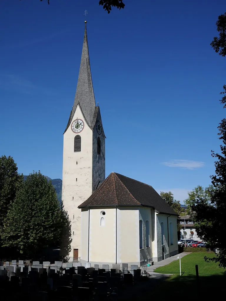 Blick von der Neuen Freschnerstrasse auf die Alte Nofler Pfarrkirche "Maria Heimsuchung" in Feldkirch, Vorarlberg.