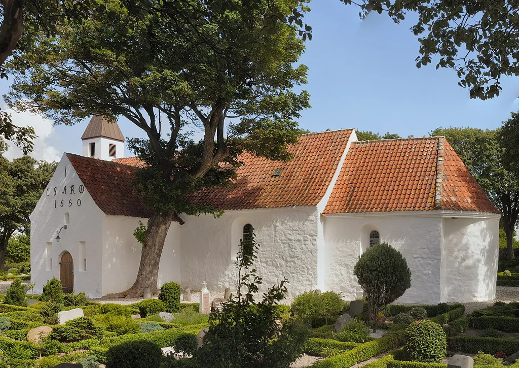 Knebel Kirke