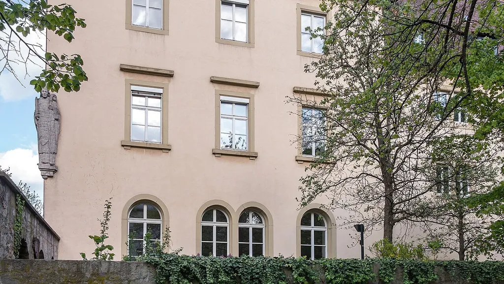 Würzburg Ottostraße 1 Kilianeum, Internat, ehemaliges Benediktinerinnenkloster St. Afra, gegründet 1670, Umbau zum Internat im 19. Jahrhundert VII Akt.Nr.D-6-63-000-418