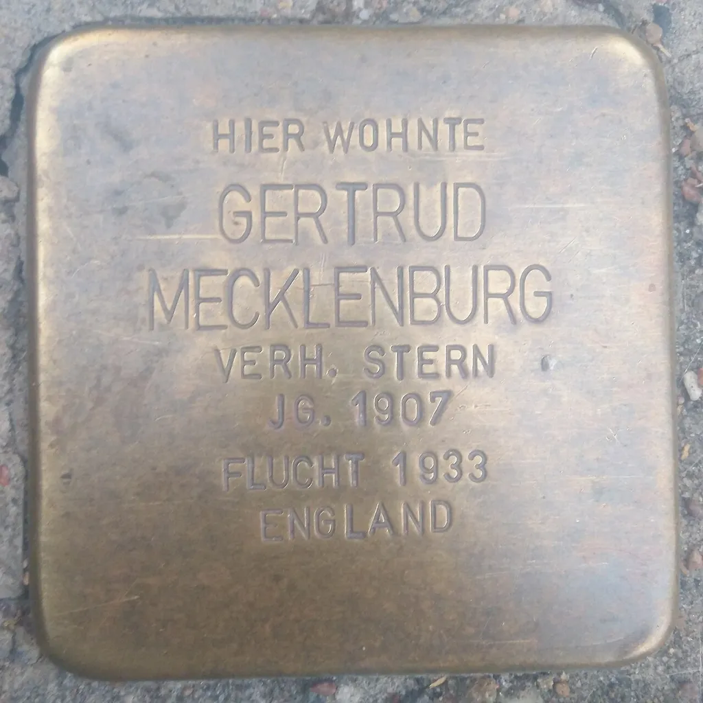 Stolperstein dedicated to Gertrud Mecklenburg