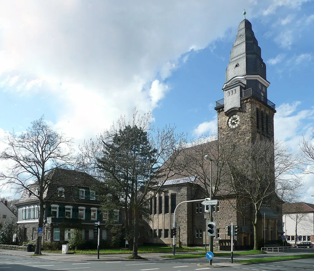 Ev. Melanchthonkirche, Bochum, Ehrenfeld, Königsallee.