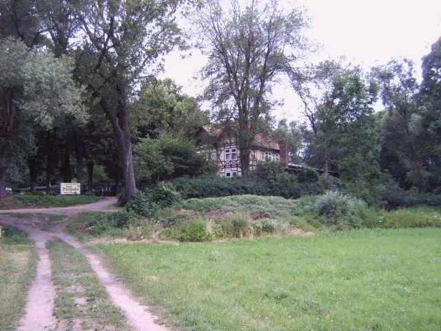 Haus Burglehn auf slawischem Burgwall, Lübben, Land Brandenburg, Deutschland Bild aufgenommen am 30.6.2006 von Olaf Meister