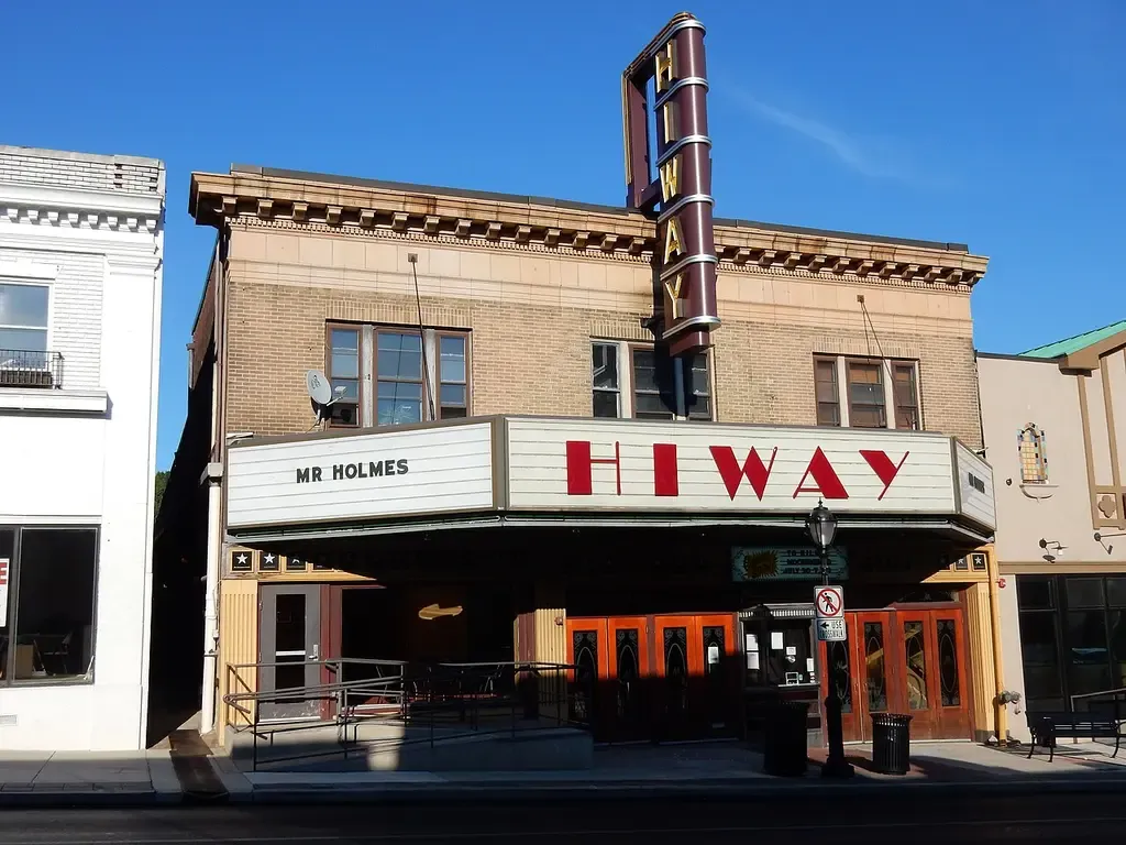 Hiway Theatre