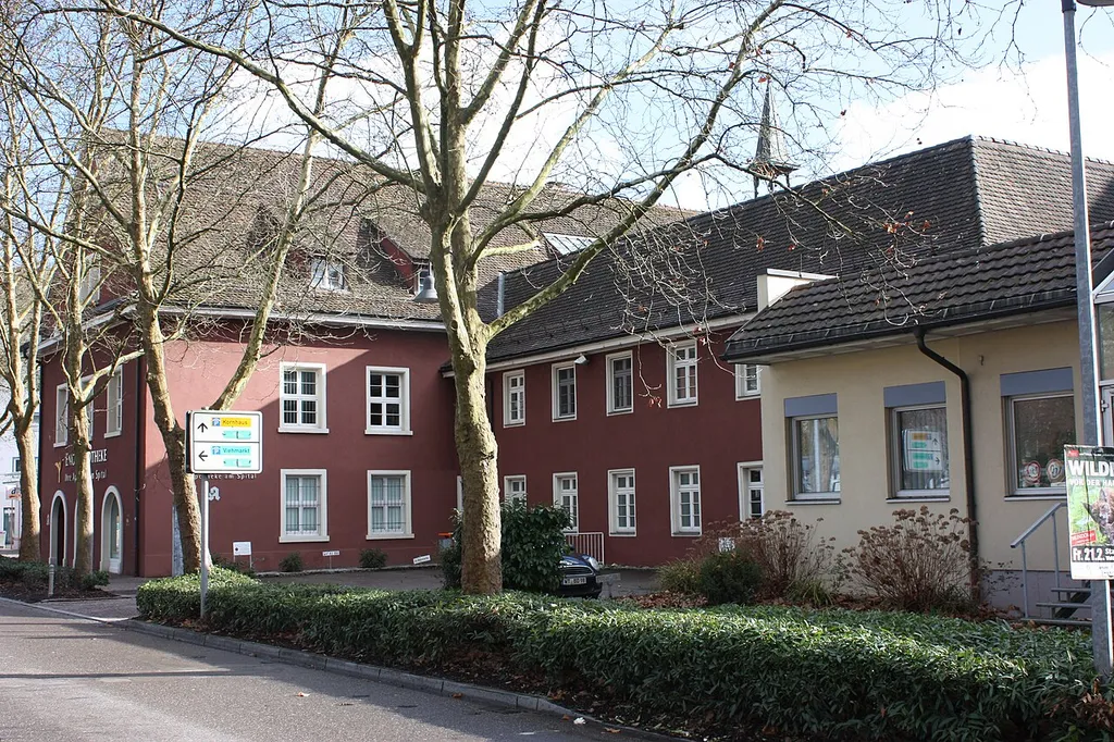 Ehemaliges Kapuzinerkloster Waldshut von Westen aufgenommen.