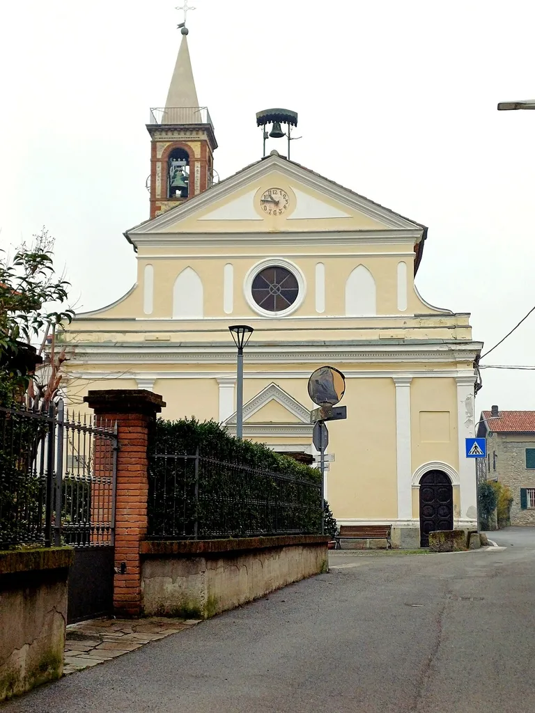 La chiesa di Sant'Eusebio a Varinella, frazione di Arquata Scrivia (AL).