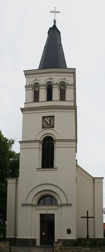 Międzychód, ul. Piłsudskiego. Kościół ewangelicki, ob. rzym.-kat. par. p.w. Niepokalanego Serca Maryi, 1838.