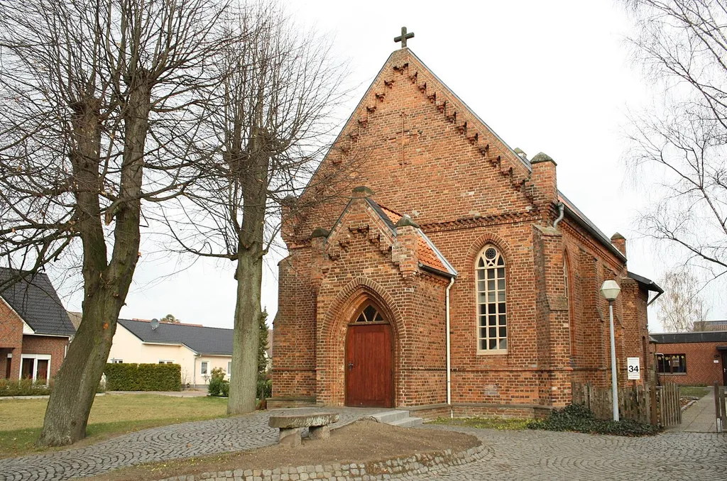 Apostelkirche Arpke von 1883. Evangelisch-lutherische Apostelgemeinde Arpke; Hauptstraße 34; D-31275 Lehrte-Arpke