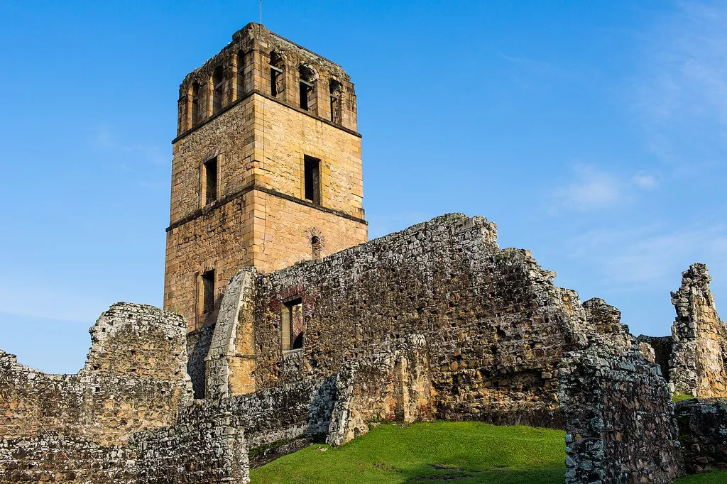 Panamá Viejo Cathedral