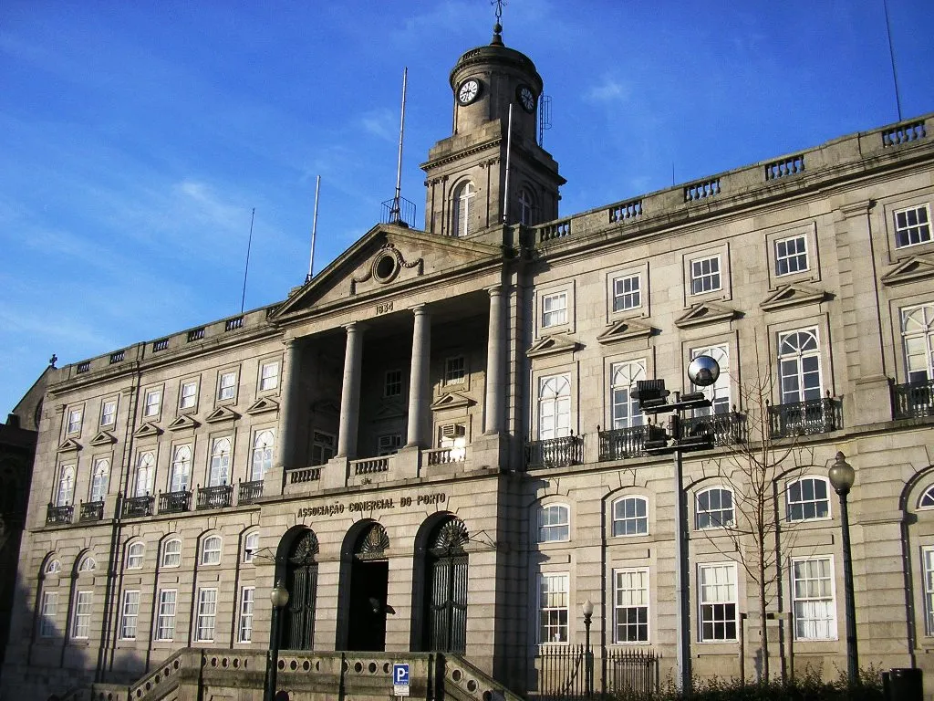 "Bolsa" palace in Porto, Portugal. Author: Manuel de Sousa.