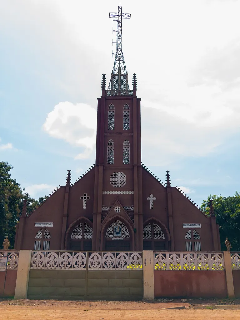 Cathédrale Saints Pierre et Paul d'Abomey