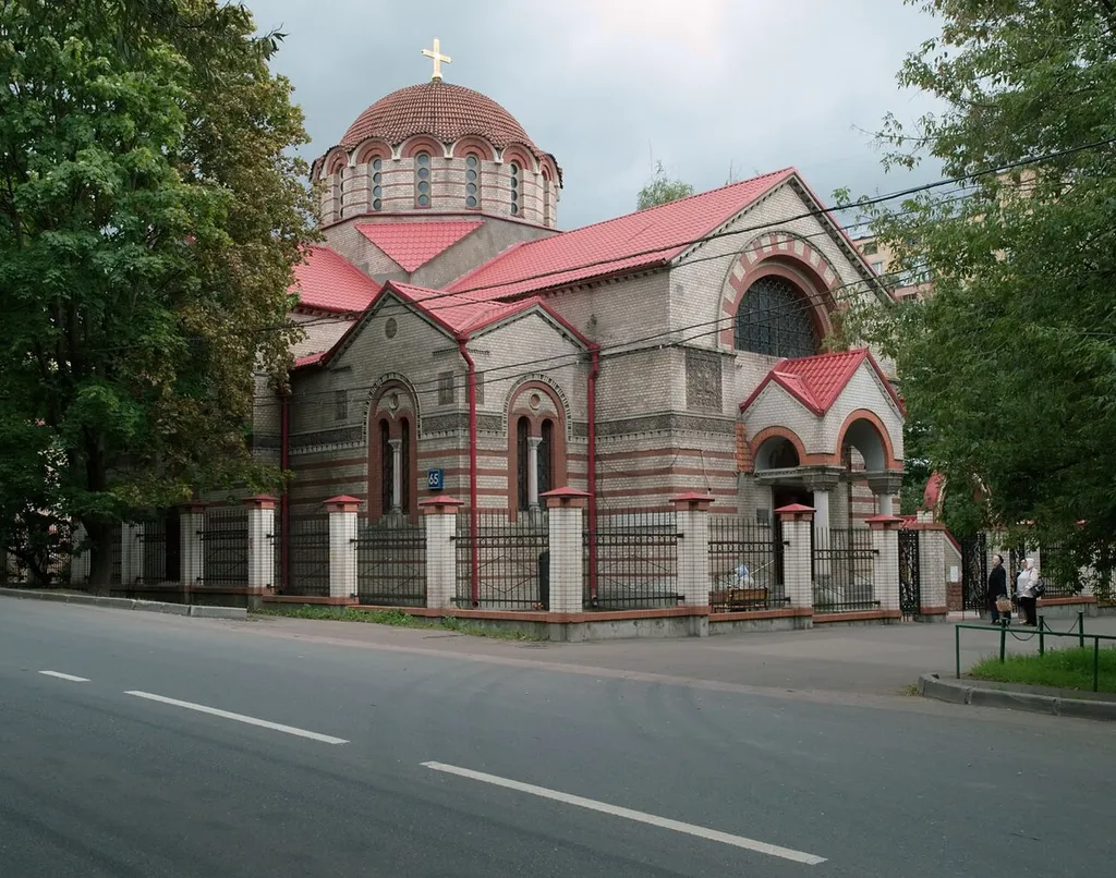 Facades and dome of the Church of the Theotokos of the Sign in the Kuntsevo district of northwestern Moscow. Built in 1911 in the Byzantine Revival style by architect Sergey Solovyov (1859-1912).