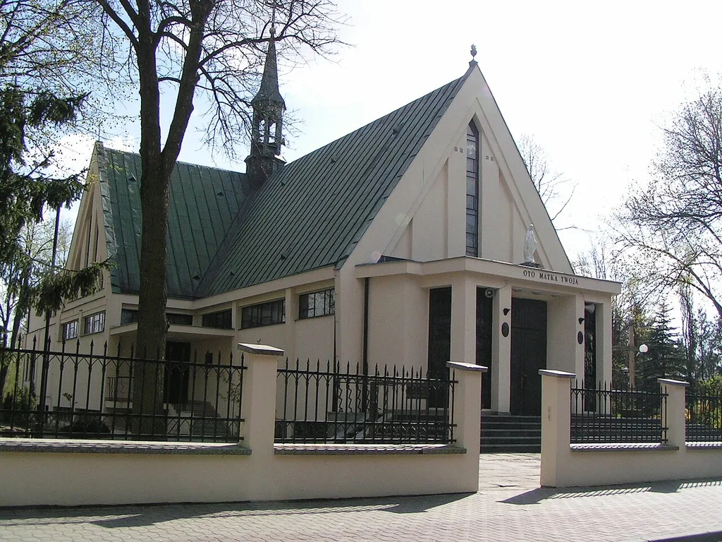 Kościół św. Jana Apostoła Ewangelisty znajdujący się w warszawskich Gołąbkach