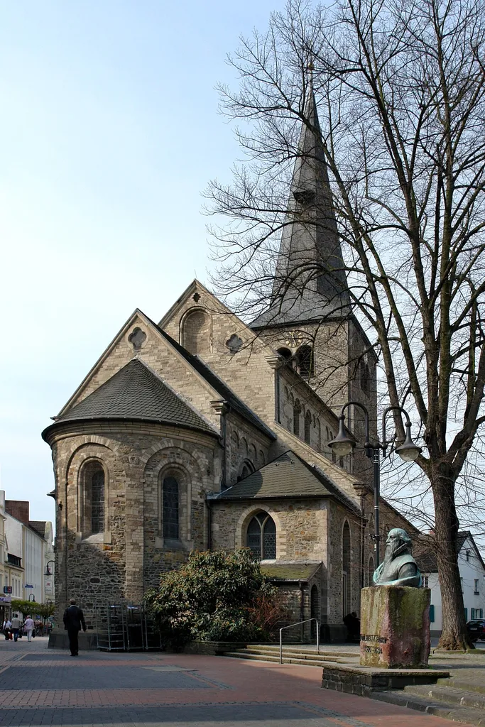 Reformationskirche, Hilden, Mittelstraße 66, erbaut um 1210