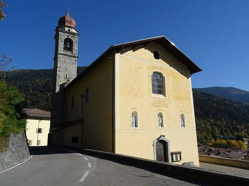 Carisolo (Trentino, Italy), Saint Nicholas church