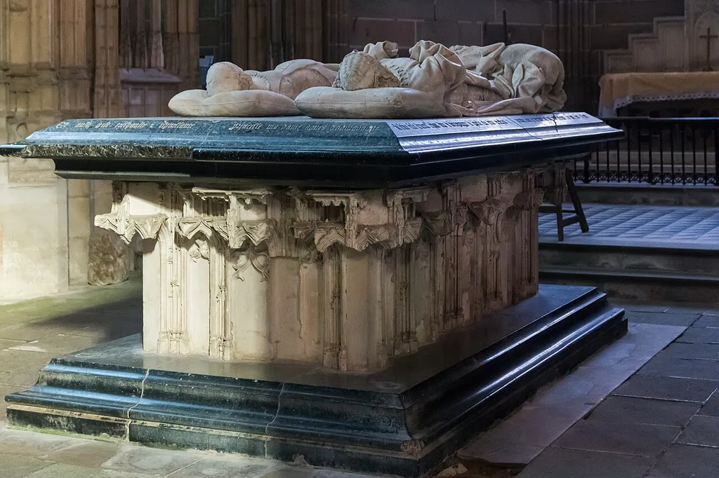 Tombstone of Louis II de Bourbon and of Agnes of Burgundy.