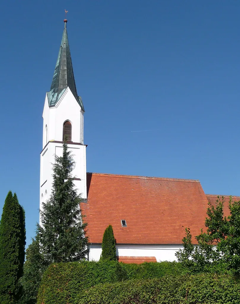 Die Kirche Maria Namen der Expositur Neukirchen bei Arnstorf