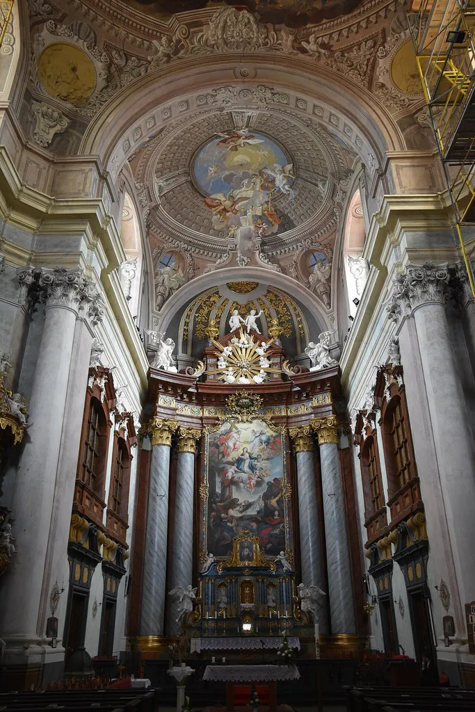 Cistercian church, Szentgotthárd (interior)
