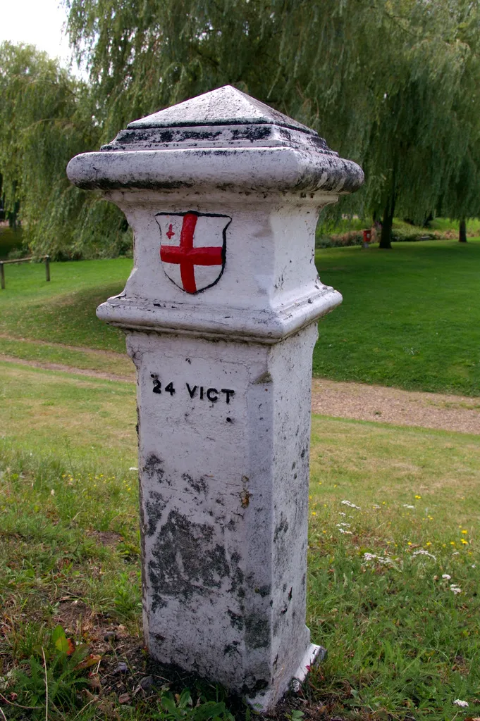 Post, London Colney