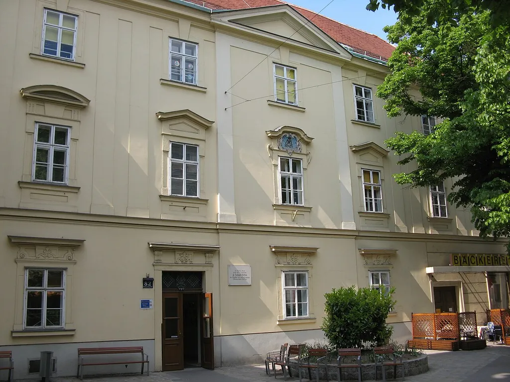 Kollegium und Schule der Piaristen (1753-57) von Josef Matthias Gerl, Wiedner Hauptstraße 82, Wien-Wieden