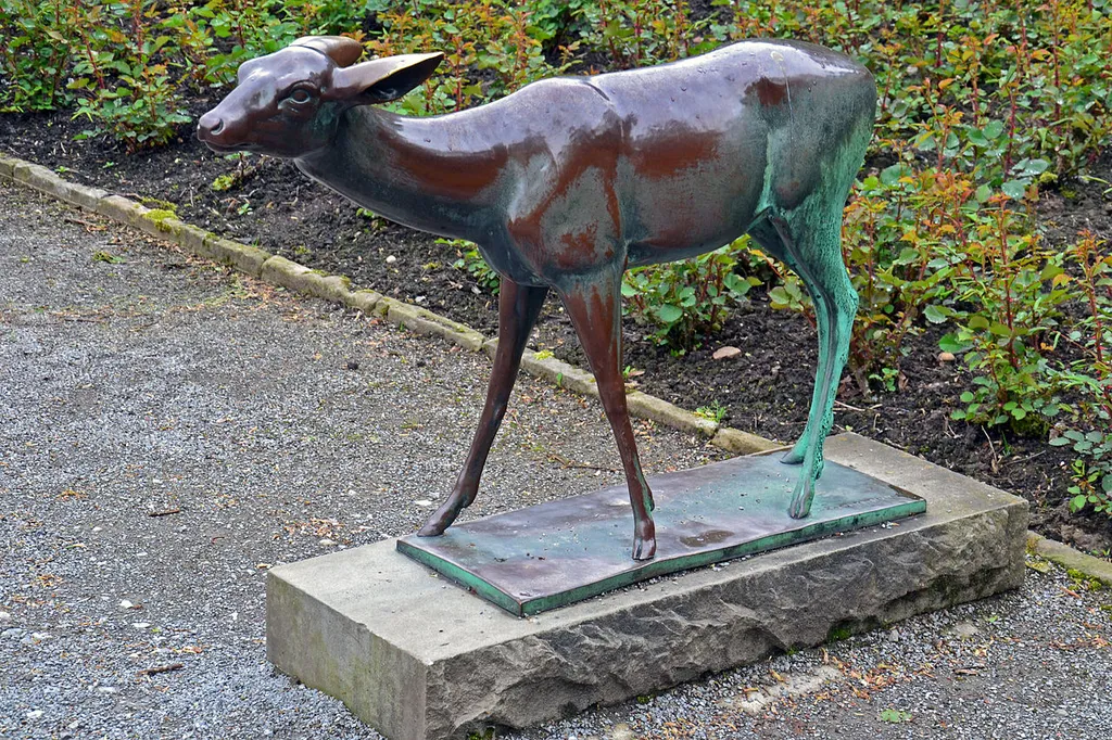 Das Reh von F.P. Zimmer im Grugapark Essen