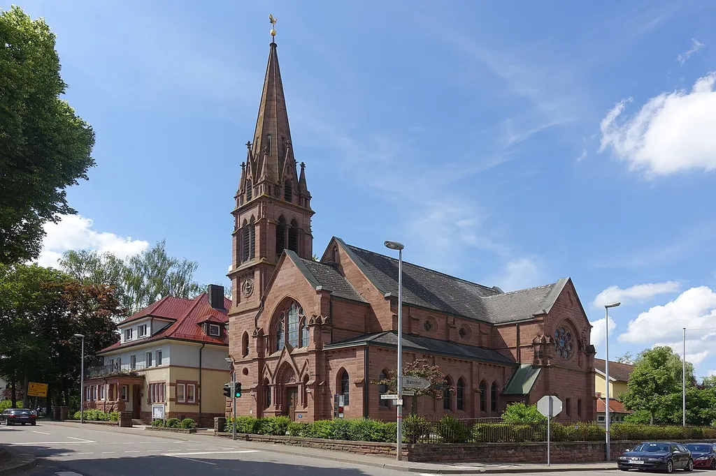 Blick auf die Johannes-Brenz-Kirche