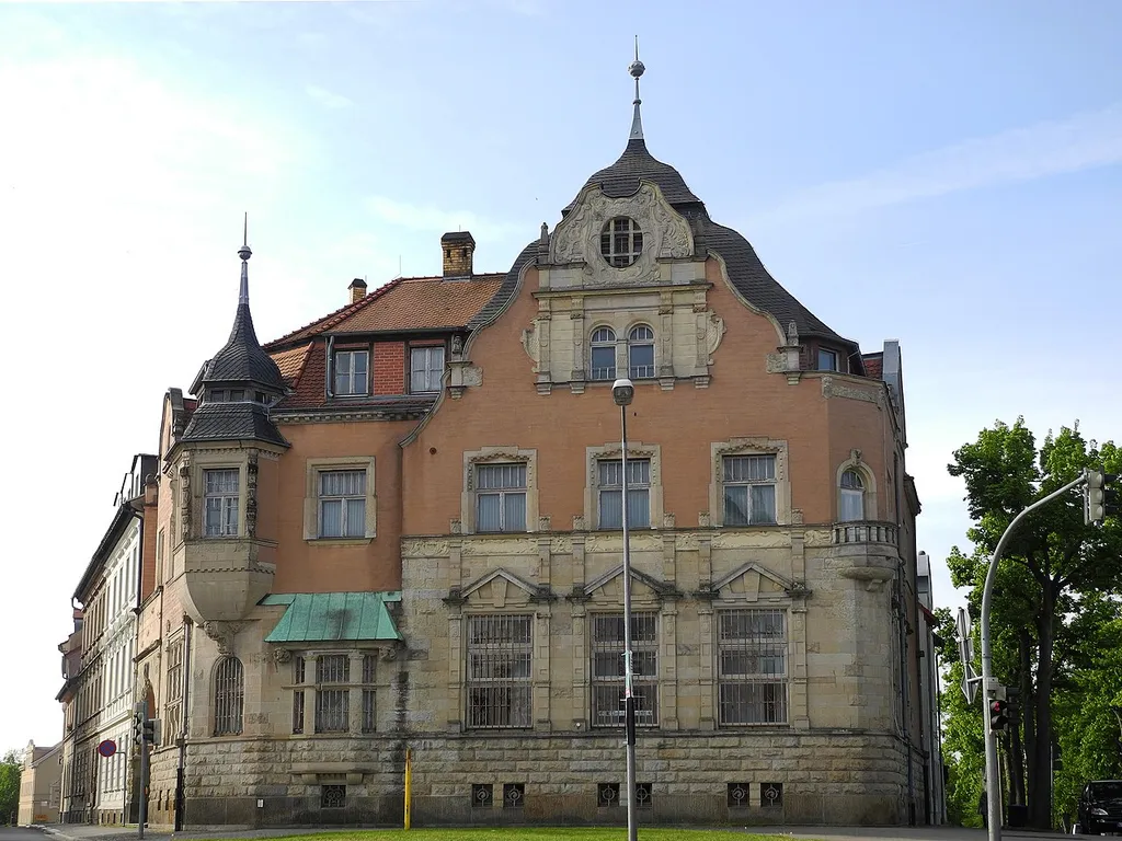 Bahnhofstraße 16a