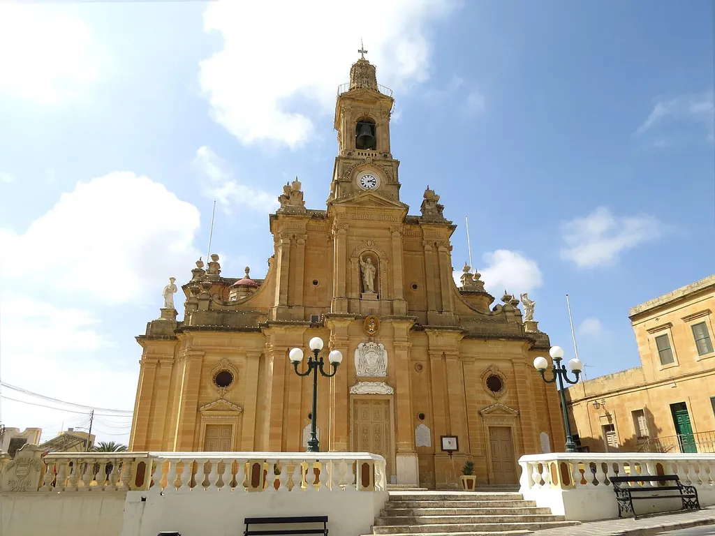 This media is about Maltese cultural property with inventory number 00942.