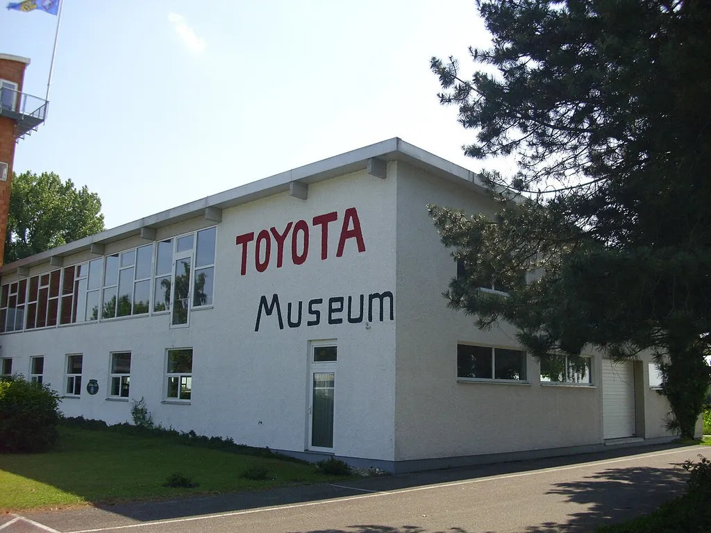 Gebäude des 1. Deutschen Toyota-Museums in Pocking-Hartkirchen