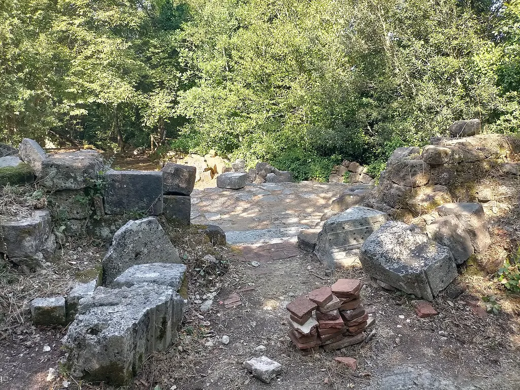 Rovine del Duomo di Castro