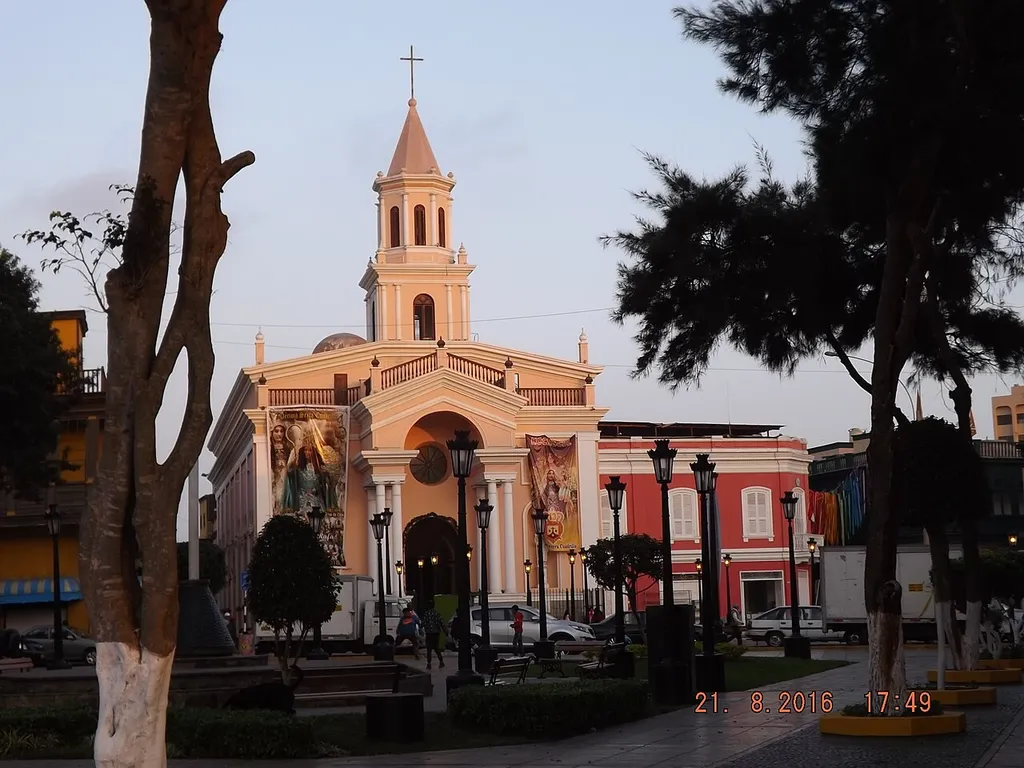 Principal iglesia del puerto del Callao