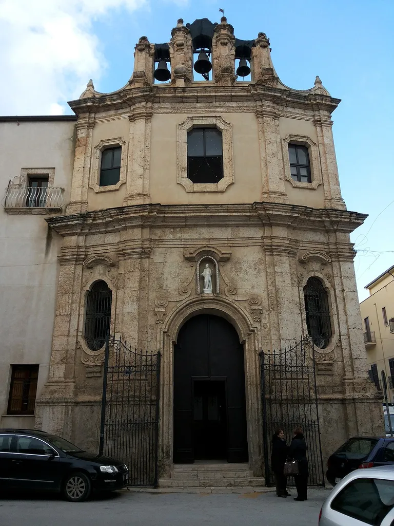 Facciata della chiesa di San Francesco di Paola (Alcamo)