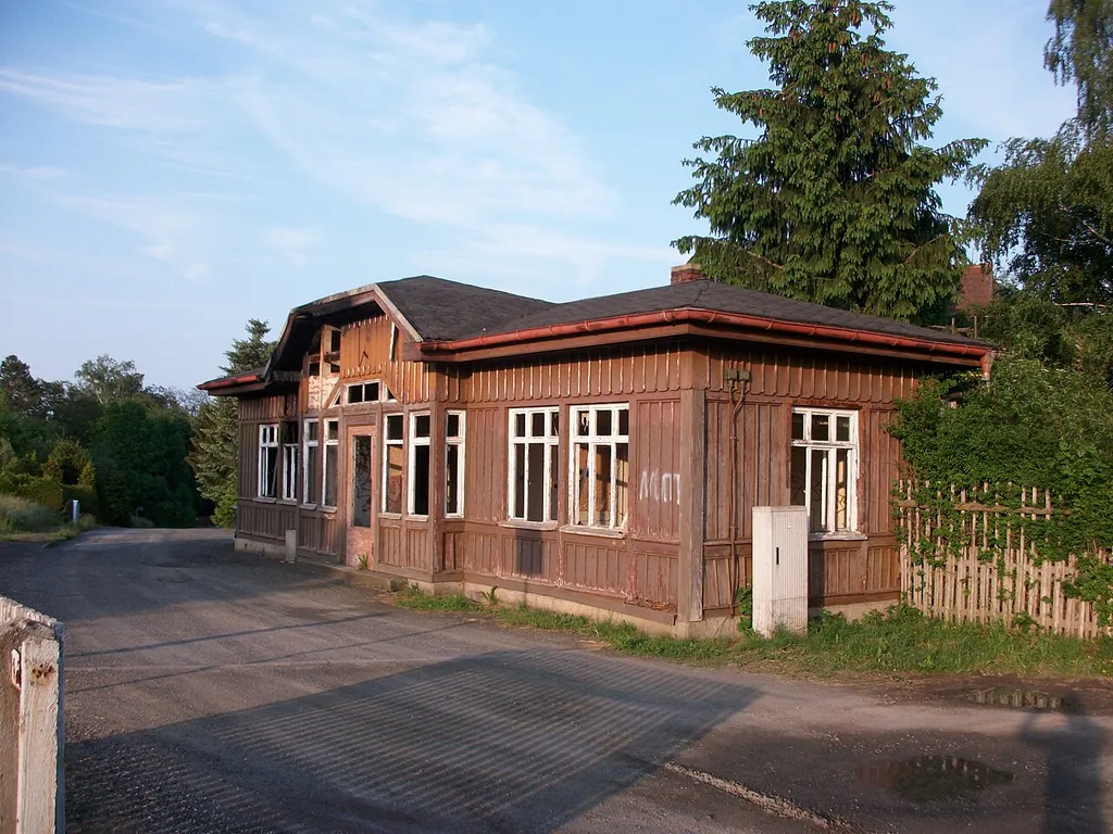 Bahnhof Werdau West, Wartehalle (2016)
