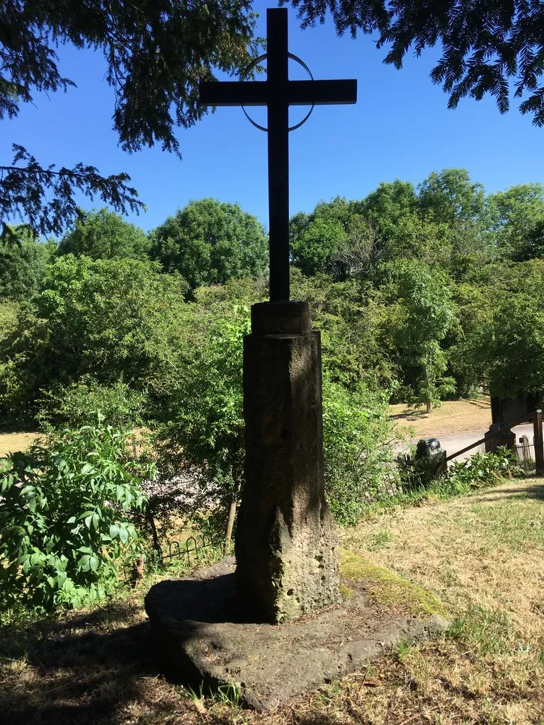 Old Wayside Cross