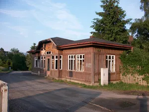 station building at Werdau West station