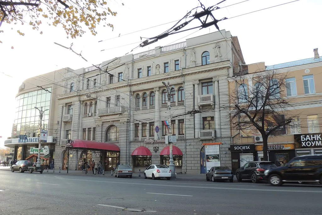 Здание кинематографа (Воронежская область, Воронеж, Революции пр., 56)