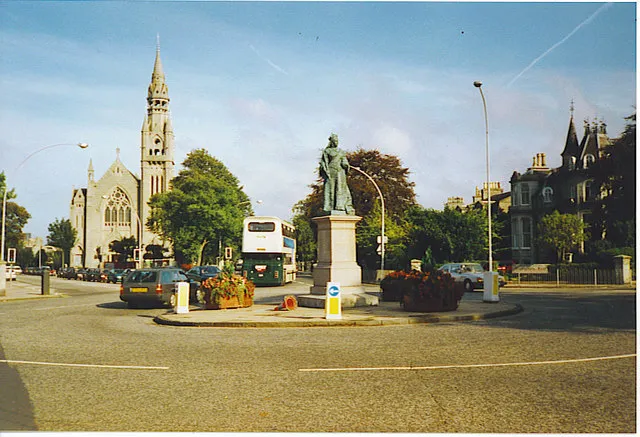 Queen's Cross
