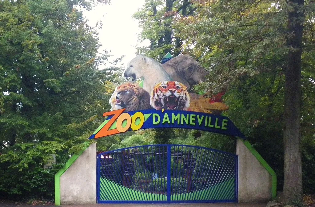 L'entrée du zoo d'Amnéville, Moselle, France.