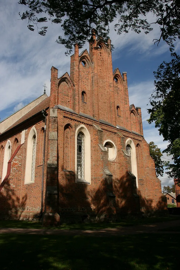 Łęg Probostwo - kościół parafialny p.w. św. Katarzyny Aleksandryjskiej, 1409, XVI w. (zabytek nr 370/62)