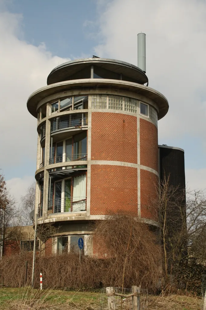 Broitzem water tower