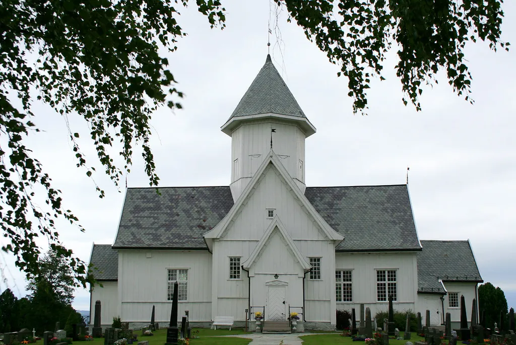 Kolbu kirke, Østre Toten.