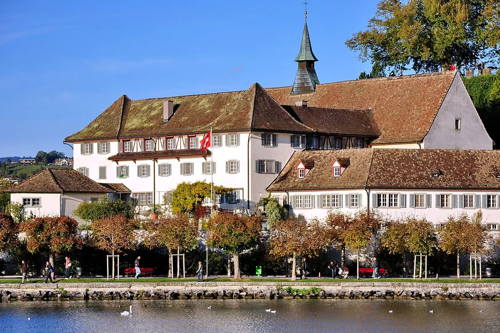 Rapperswil (Switzerland) : Einsiedlerhaus, as seen from as seen from ZSG paddle steamship Stadt Zürich, Kapuzinerkloster to the left.