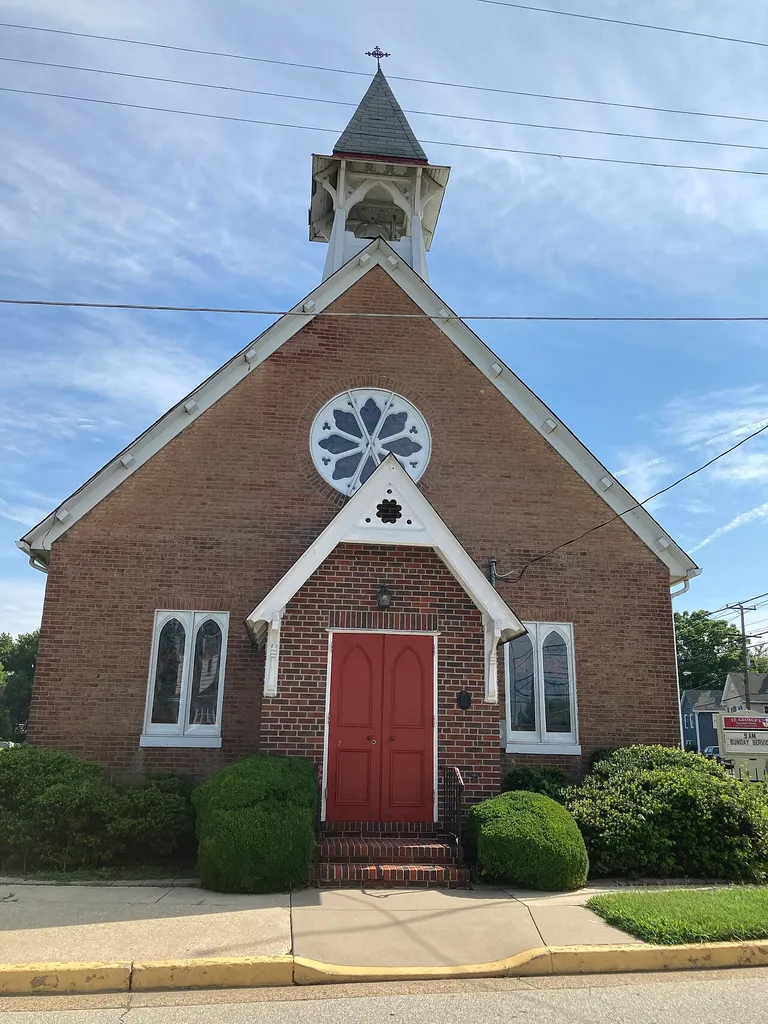 St. George’s Episcopal Church, Pennsville, New Jersey. A member of the Episcopal Diocese of New Jersey, this parish began Swedish-language services in 1714 and consecrated its first log building in 1717. The present building was dedicated in 1808 and a heavy renovation resulting in its current appearance was completed in 1877.
